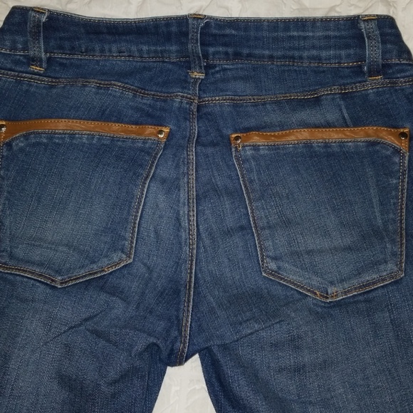 White house black Market jeans - Picture 2 of 6